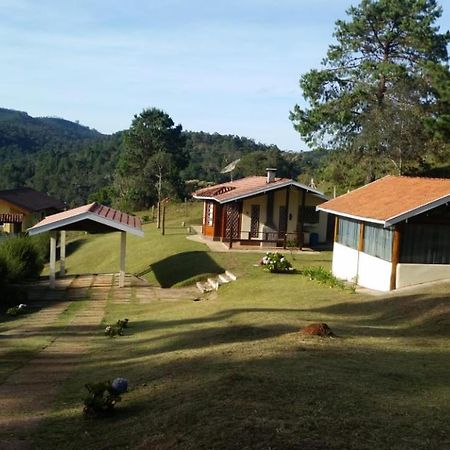 Um Lugar Para Curtir, Descansar E Amar! Campos do Jordão Exteriör bild